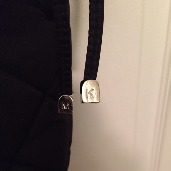 Michael Kors quilted purse😍 - Picture 2 of 3