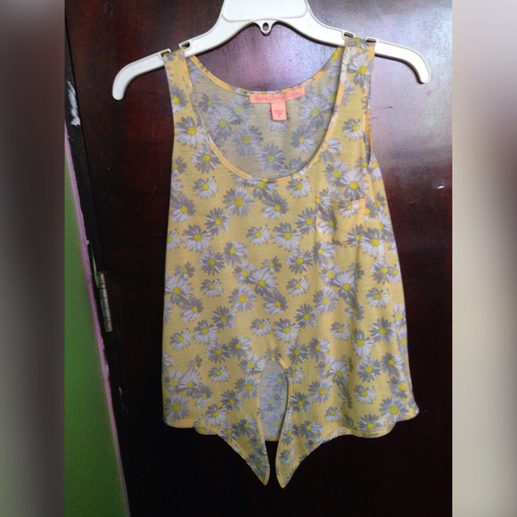 Floral tie-at-front tank top