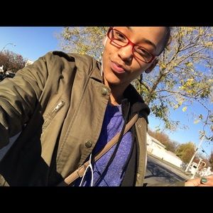 Meet your Posher, Tiffany