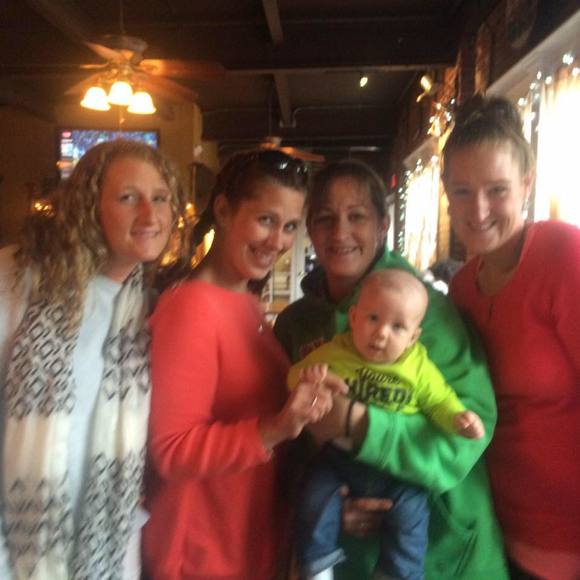 Meet your Posher, Laura - Picture 1 of 1