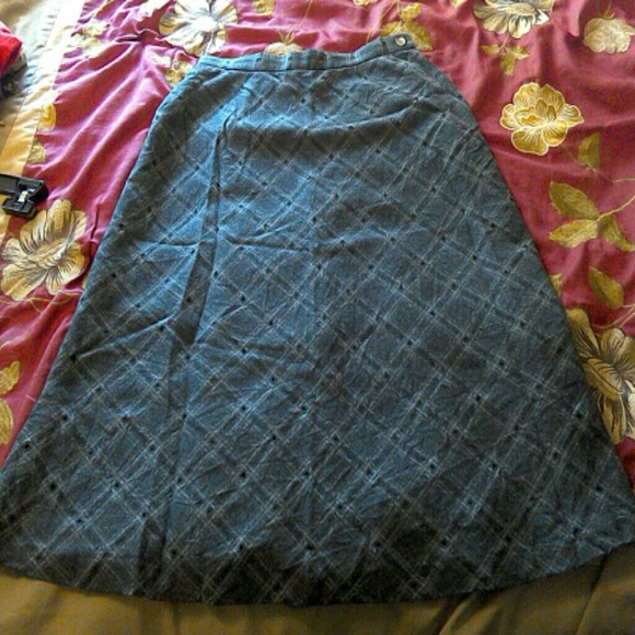 Long grey and black wool and nylon skirt!