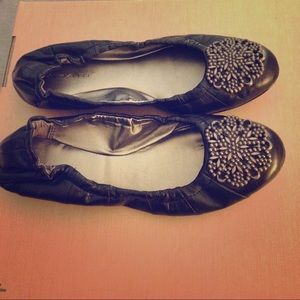 Gently used Tahari leather flats.
