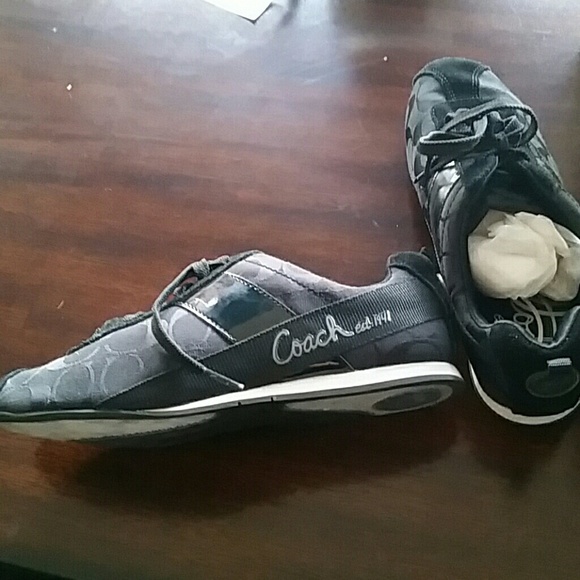 Coach shoes - Picture 2 of 4