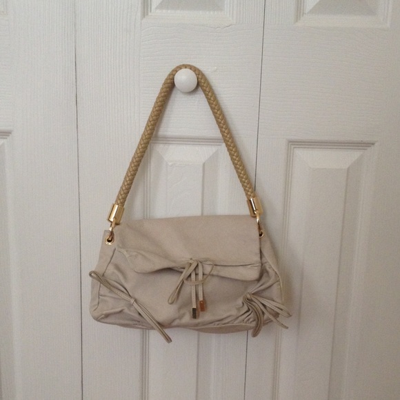 Cream and Gold Gianni Bini handbag