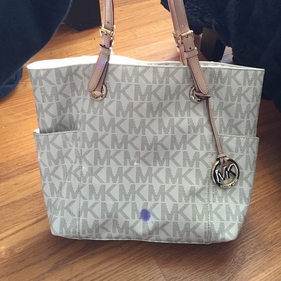 Michael Kors bag