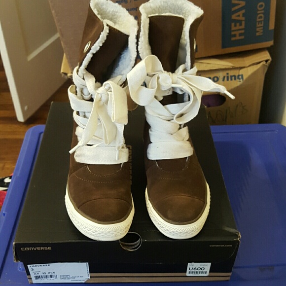 🚨SOLD🚨Junior converse