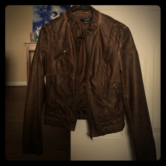 Urban Outfitters Jackets & Blazers - Dark brown leather jacket! New