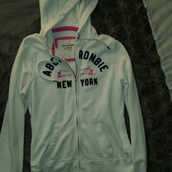 Abercrombie zipeup