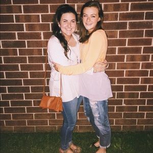 Meet your Posher, Abigail