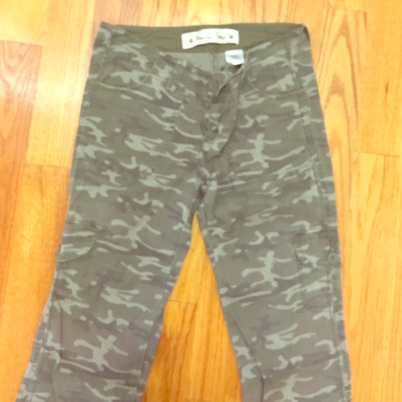 Stylish army pants size 3/4