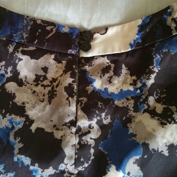 * * S-O-L-D * * - Picture 2 of 2