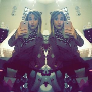 Meet your Posher, Shelby