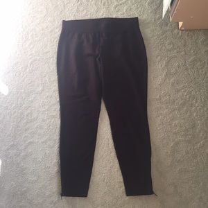 DKNY leggings with zipper