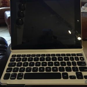 Meet your Posher, Kellie