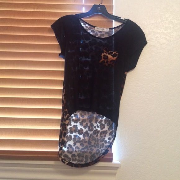 black and cheetah T shirt