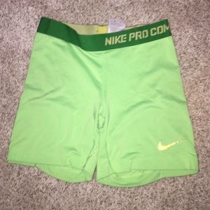 Nike spandex