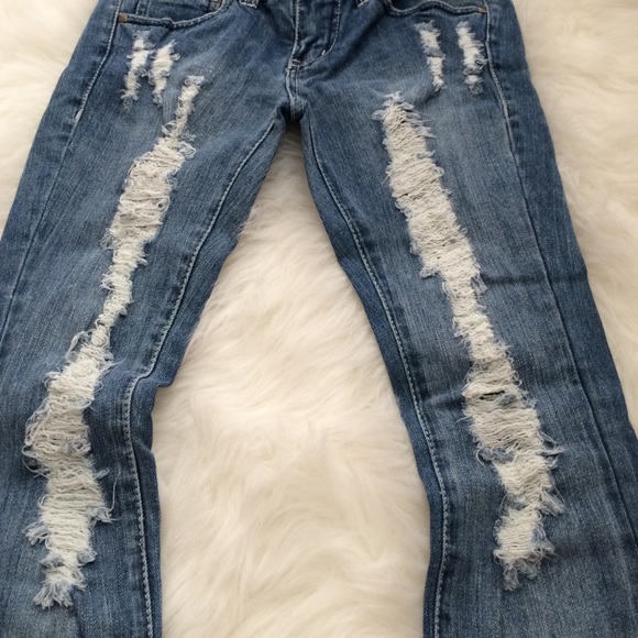 NWT Miley Cyrus Distressed Skinny Jeans - Picture 1 of 2