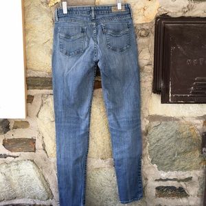 Levi's Jeans - Levi's Demi Curve Modern Rise Skinny distressed Levi's Jeans - Levi's Demi Curve Modern Rise Skinny distressed