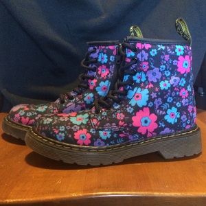 Dr. Marten girls' size US 13 boots- Delaney