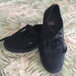 Black vans