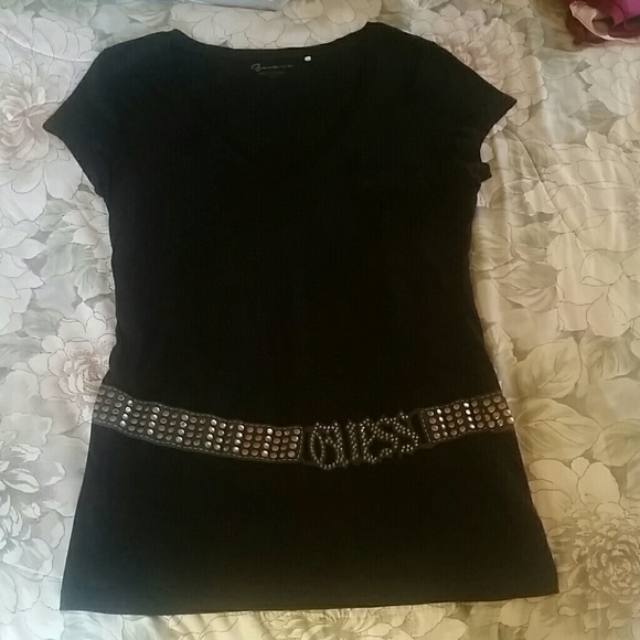 Guess V-neck Tee