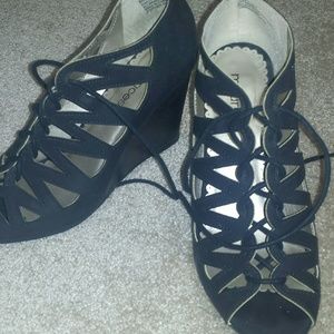 Maurices strappy black wedges
