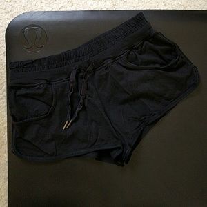 Lululemon Athletica Hotty Hot Short