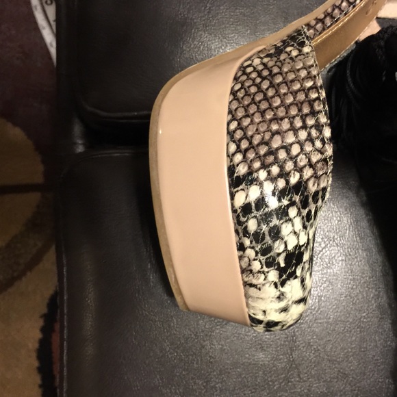 Python like shoes with thick heels. - Picture 3 of 3