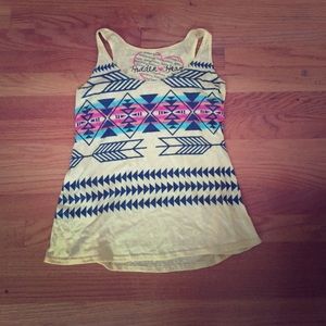 💥SALE💥 yellow Aztec tank