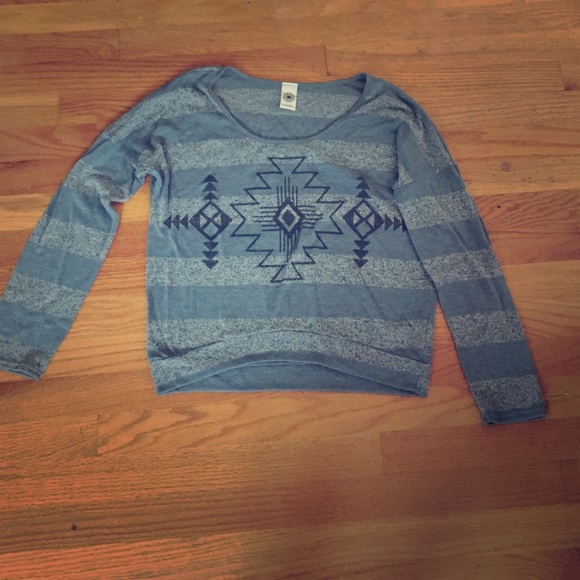 💥SALE💥 blue and grey long sleeve top