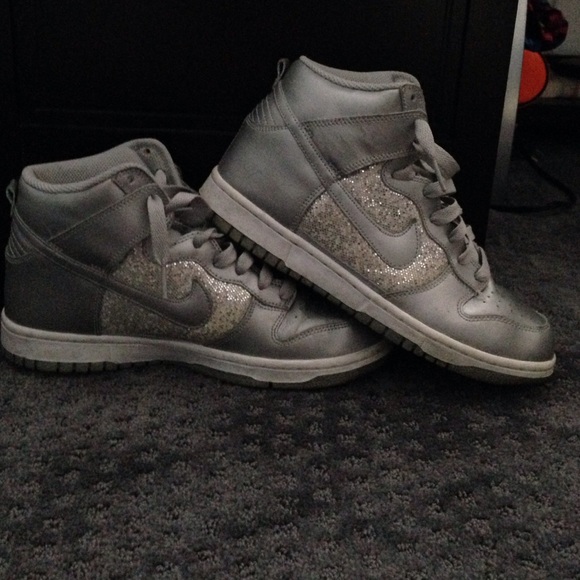 Chic high-top Nike's :)