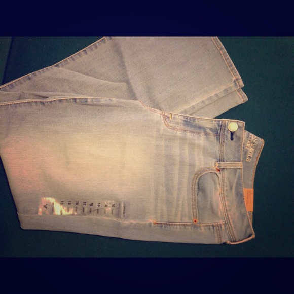 New American Eagle jeans