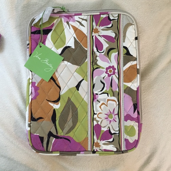 NEW VERA BRADLEY TABLET SLEEVE