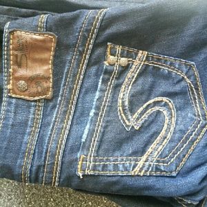 Silver jeans size 24 dark wash flare