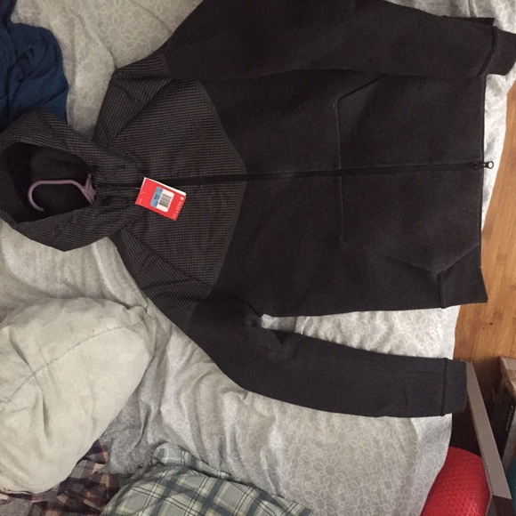 Nike tech fleece.