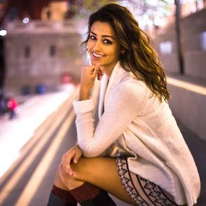 Meet your Posher, Claudia