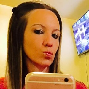 Meet your Posher, Becky