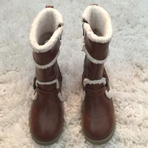 Childrens boots