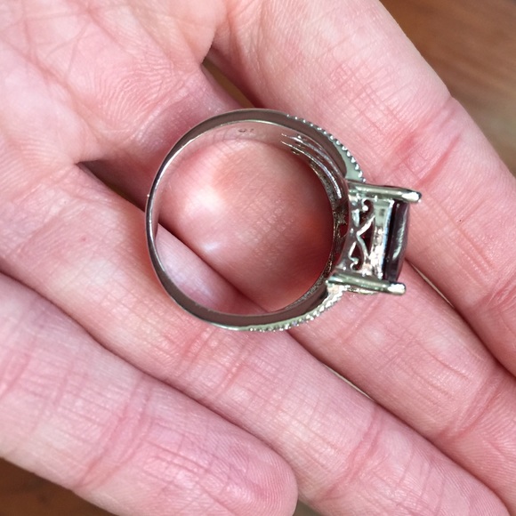 NWOT .925 Red Stone Ring - Picture 4 of 4