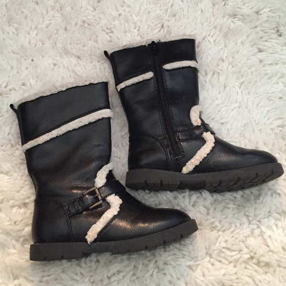 Girls boots