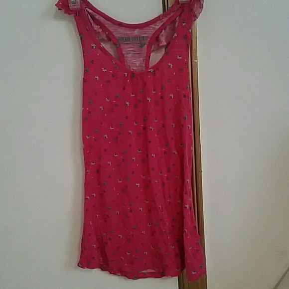 Pink tank top