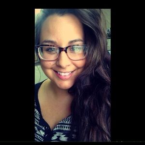 Meet your Posher, Nikki