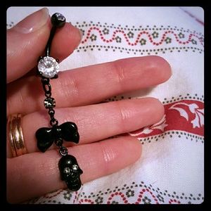 Black dangle skull & bow belly button ring
