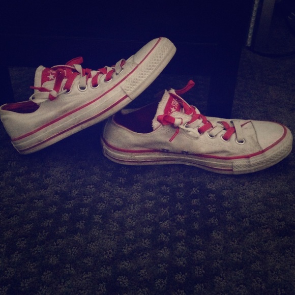 Super cute converse!