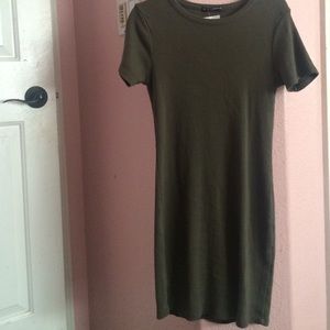 Brandy Melville jenelle dress