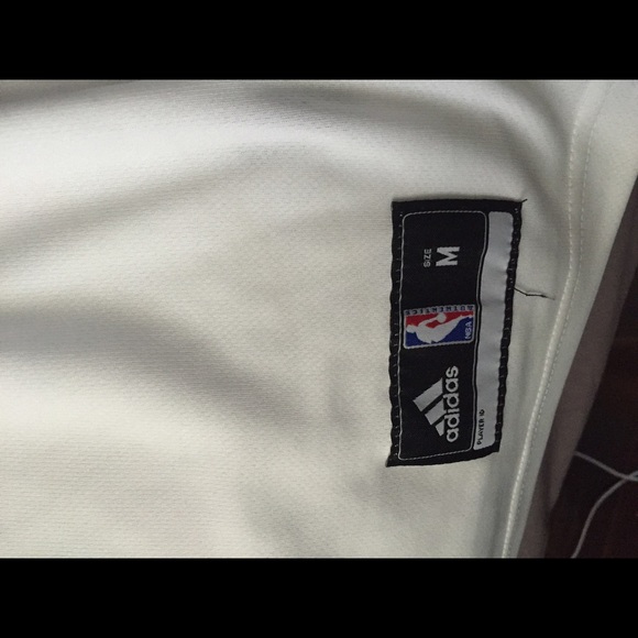 NBA jersey - Picture 3 of 4