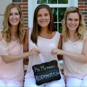 Meet your Posher, Macy