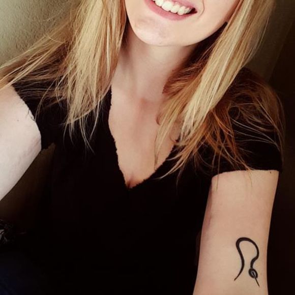 Meet your Posher, Julia - Picture 1 of 1