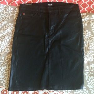 HUDSON Mattie Pencil Skirt in blk denim, sz.28