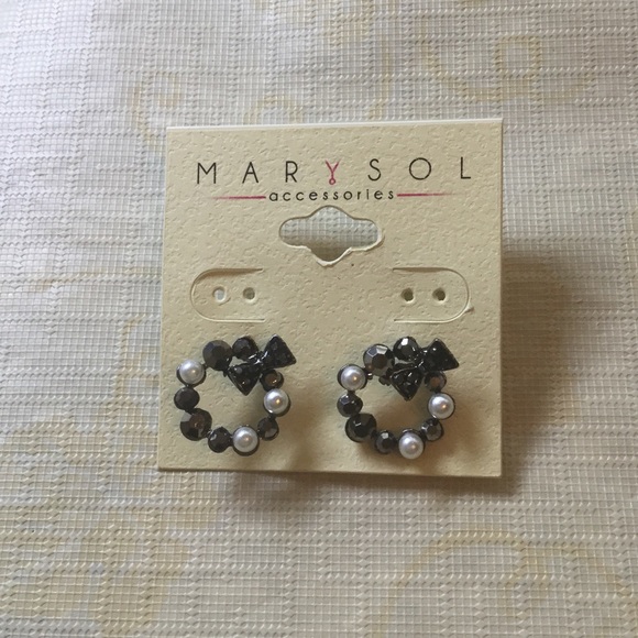 Wreath earrings 💕Just In💕